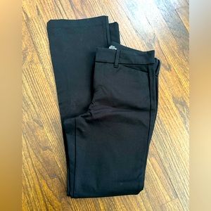 Old Navy Pixie Flair Women’s Black Size 2